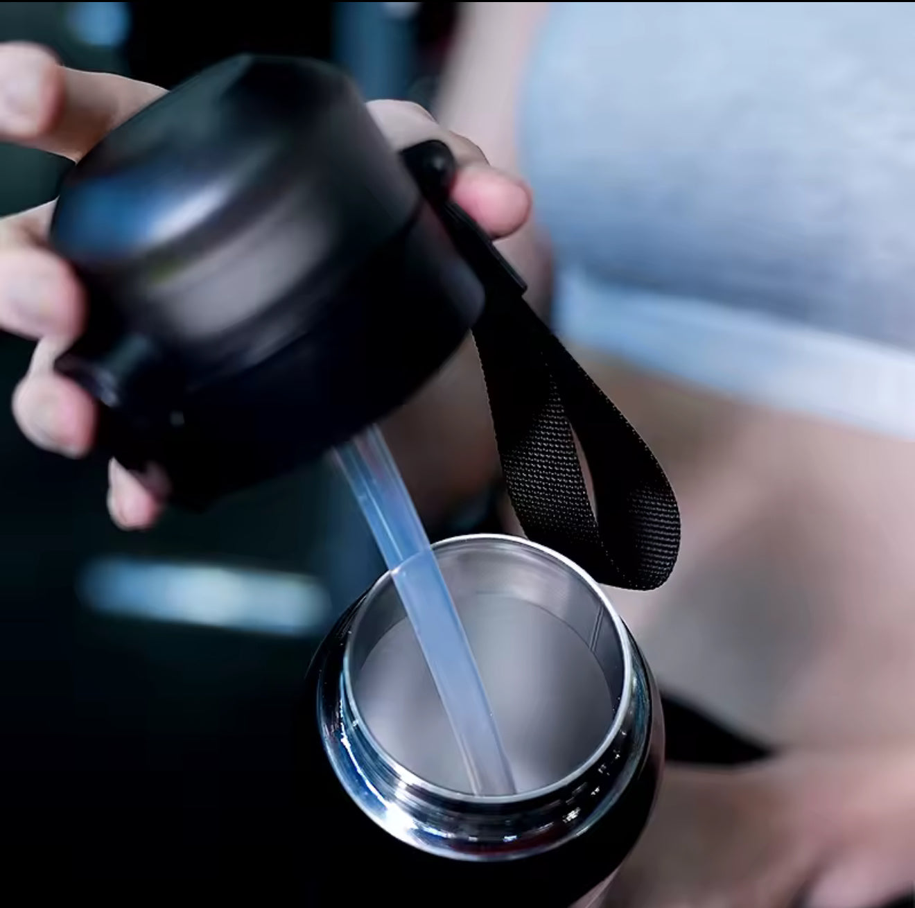 💧 Sportig Vattenflaska – Rostfri samt sätter "smak"på vattnet