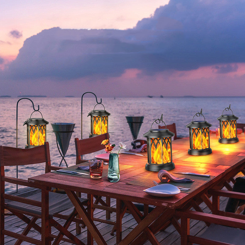 LED Solcellsdriven Lykta med Flammande låga