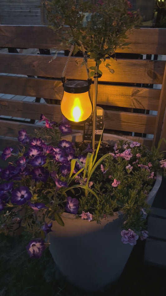 Utomhusbelysning – Trädgårdslampa med Fladdrande Låga
